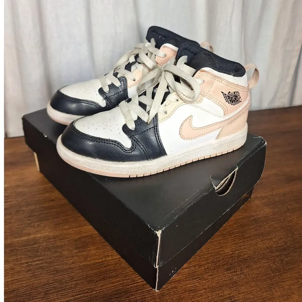 Nike Air Jordan 1 Mid 